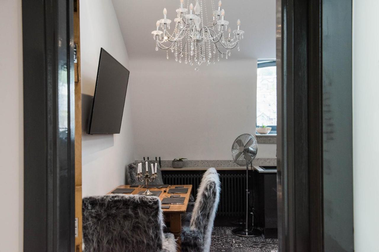 The Arches Apartment